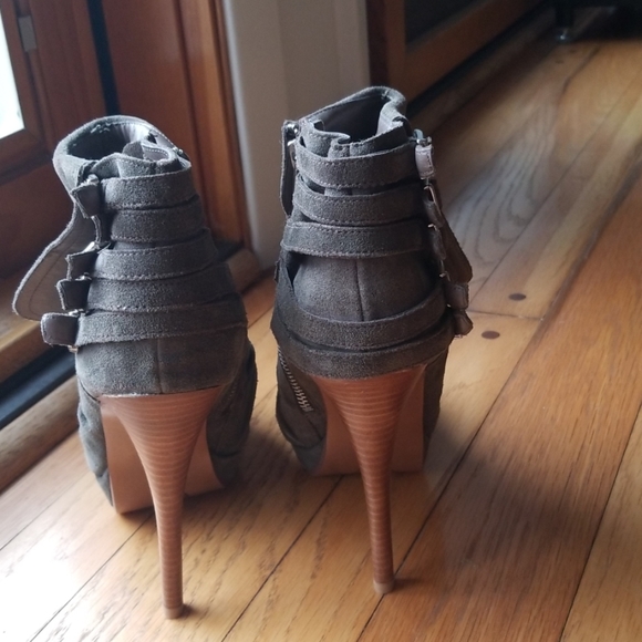 Naughty Monkey platform ankle boots grey/taupe 9.5 - Picture 4 of 6